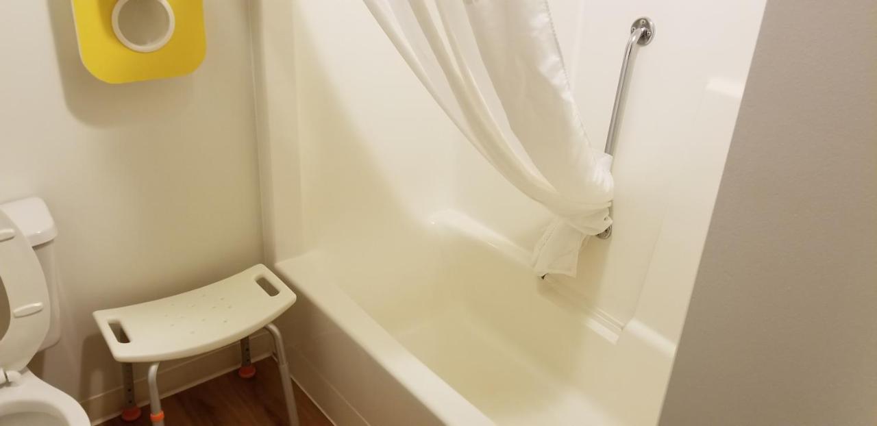 Joys Inn Innisfail, Ab Luaran gambar