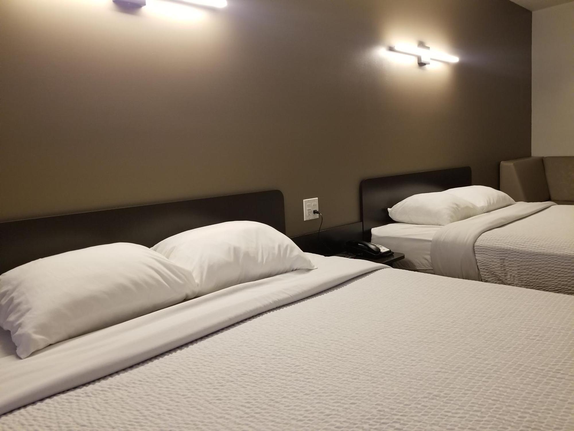 Joys Inn Innisfail, Ab Luaran gambar