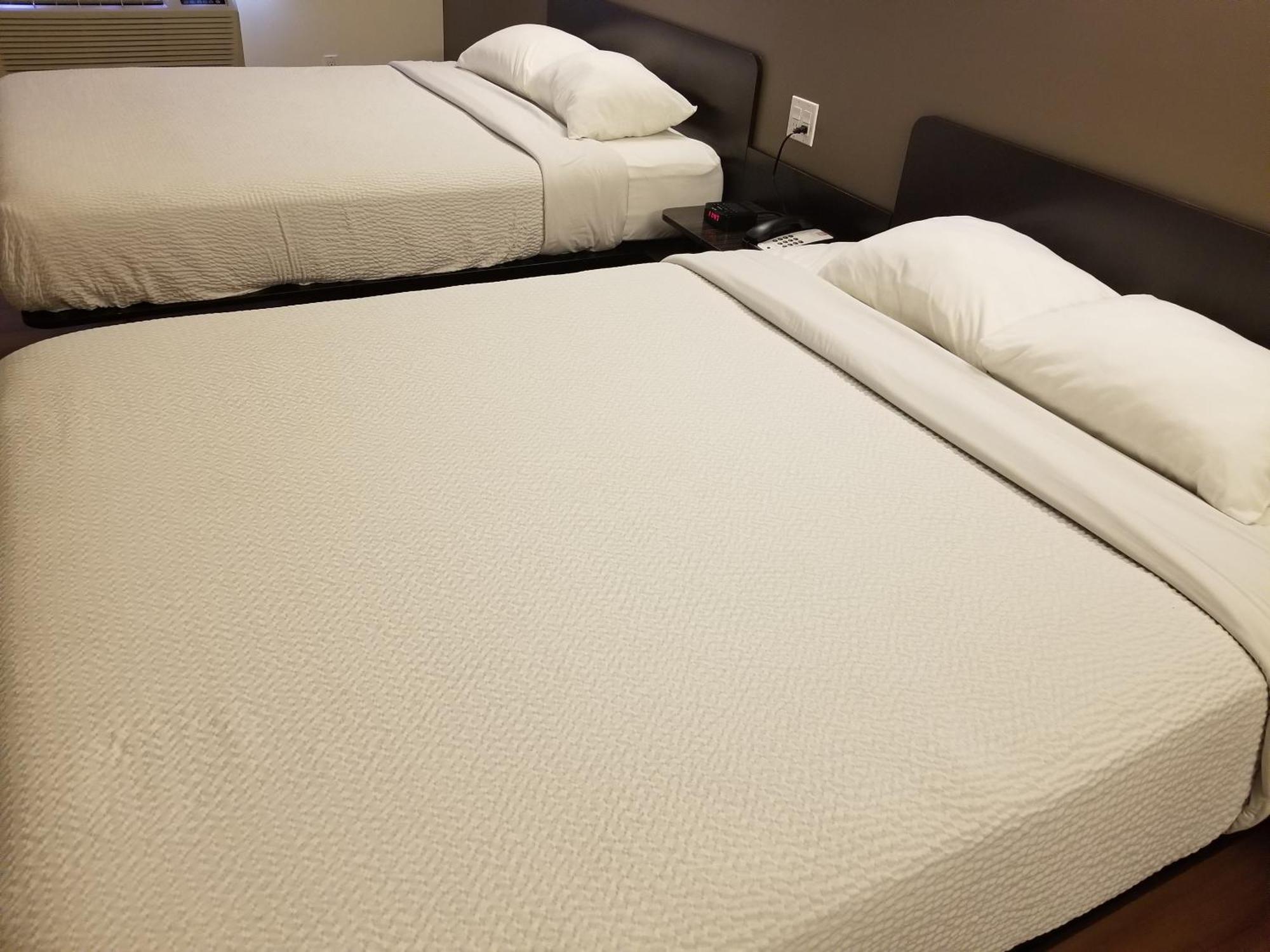 Joys Inn Innisfail, Ab Luaran gambar